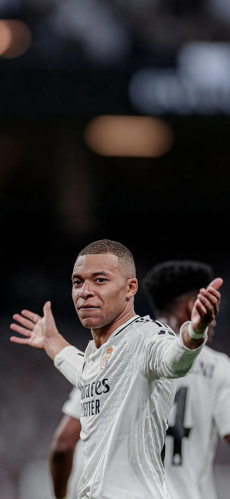 勒沃库森总监：第二轮就算赢了不莱梅，我们一样会解雇滕哈赫