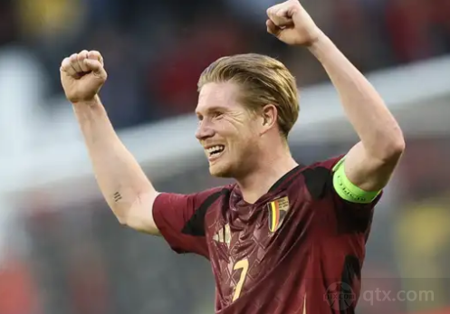 潇洒倒钩，C罗破门时的心率高达172bpm