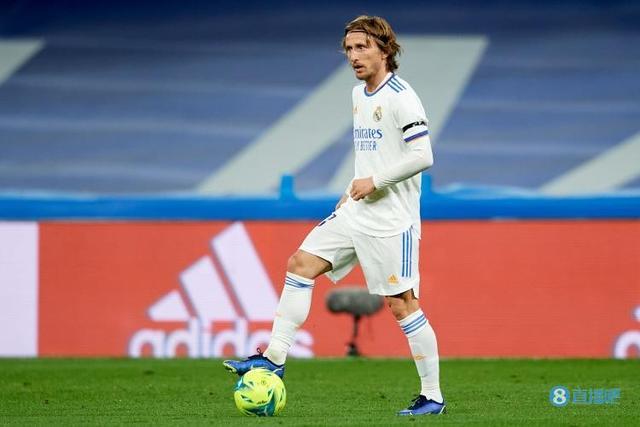 王大雷：九哥回来后带队打出了泰山精神，瓦科没拿金靴可惜